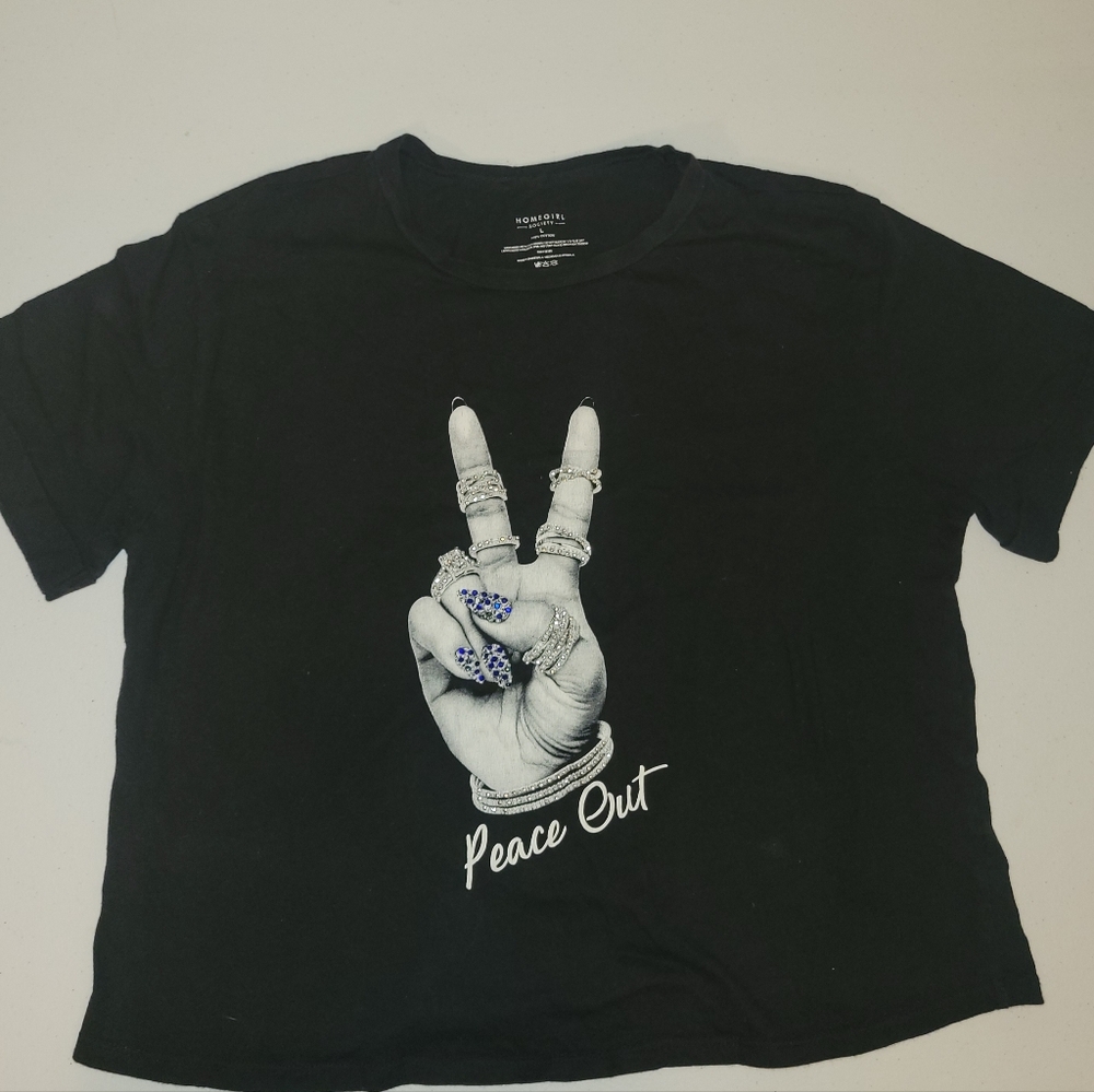 Peace Out cropped T-shirt
